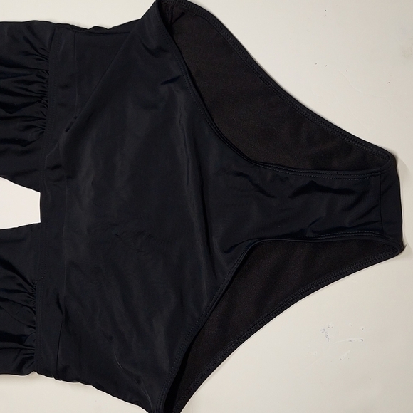 Lizaful Black One Piece Swimwear 8 - Picture 3 of 8